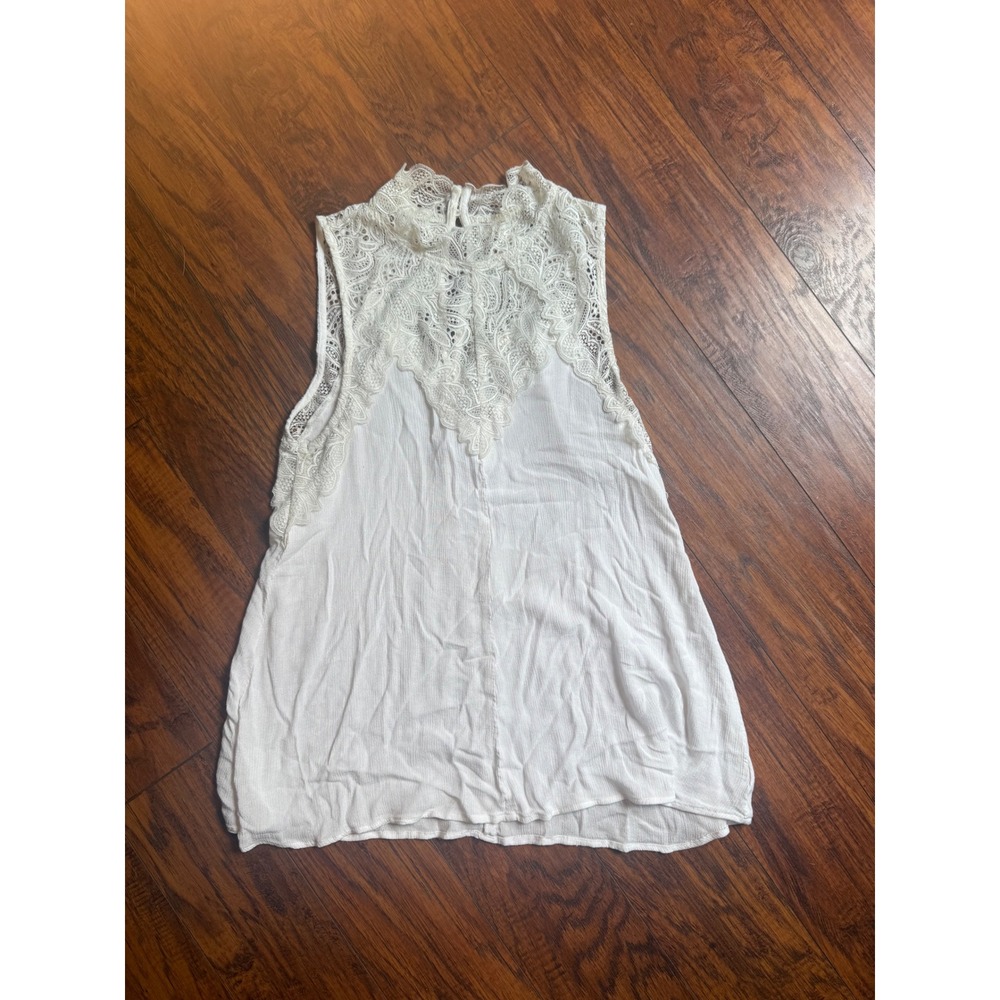 Altar'd State Women's Medium Ivory Lace Mock Neck Sleeveless Blouse Boho Top